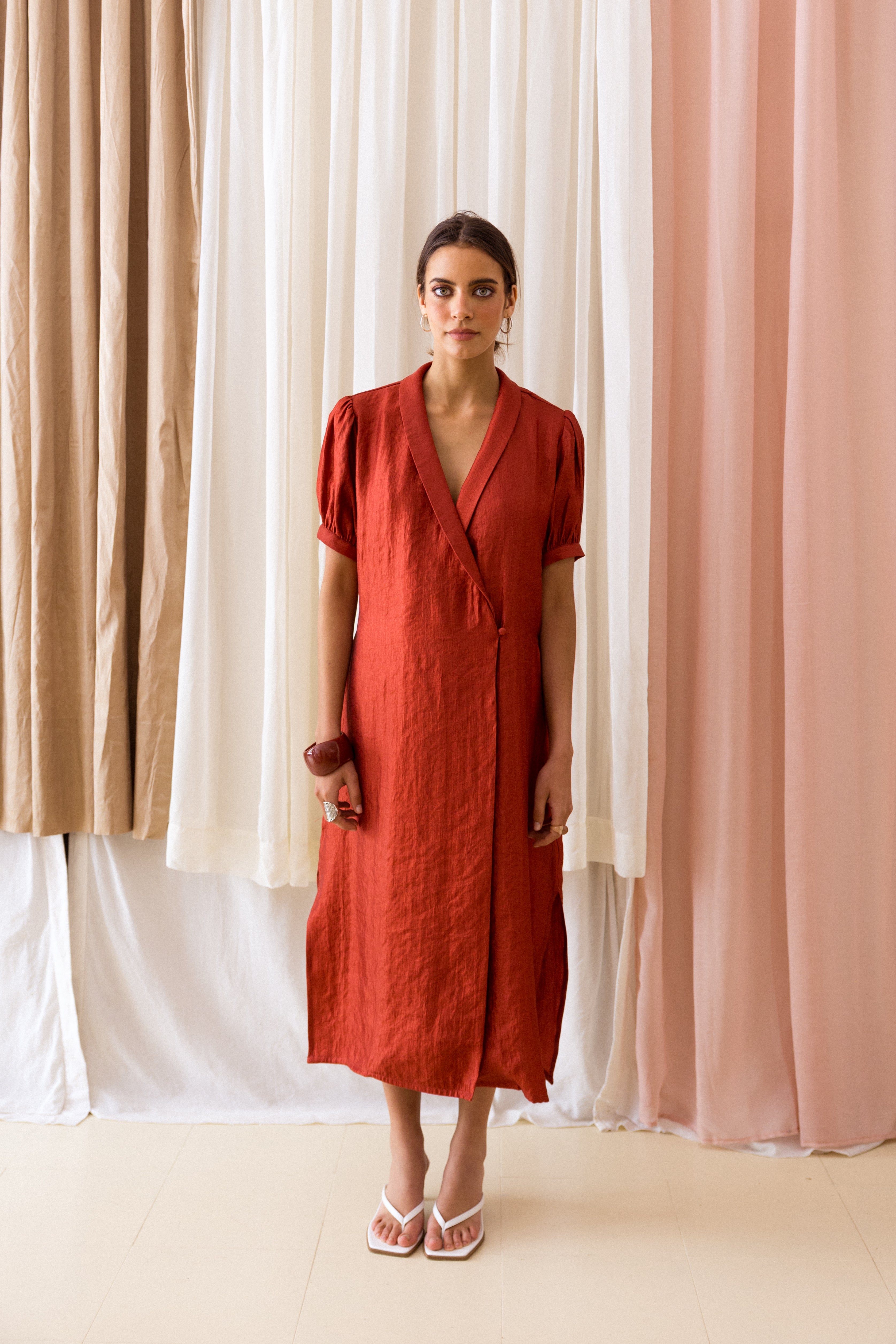 Vestido Cruzado Vermelho