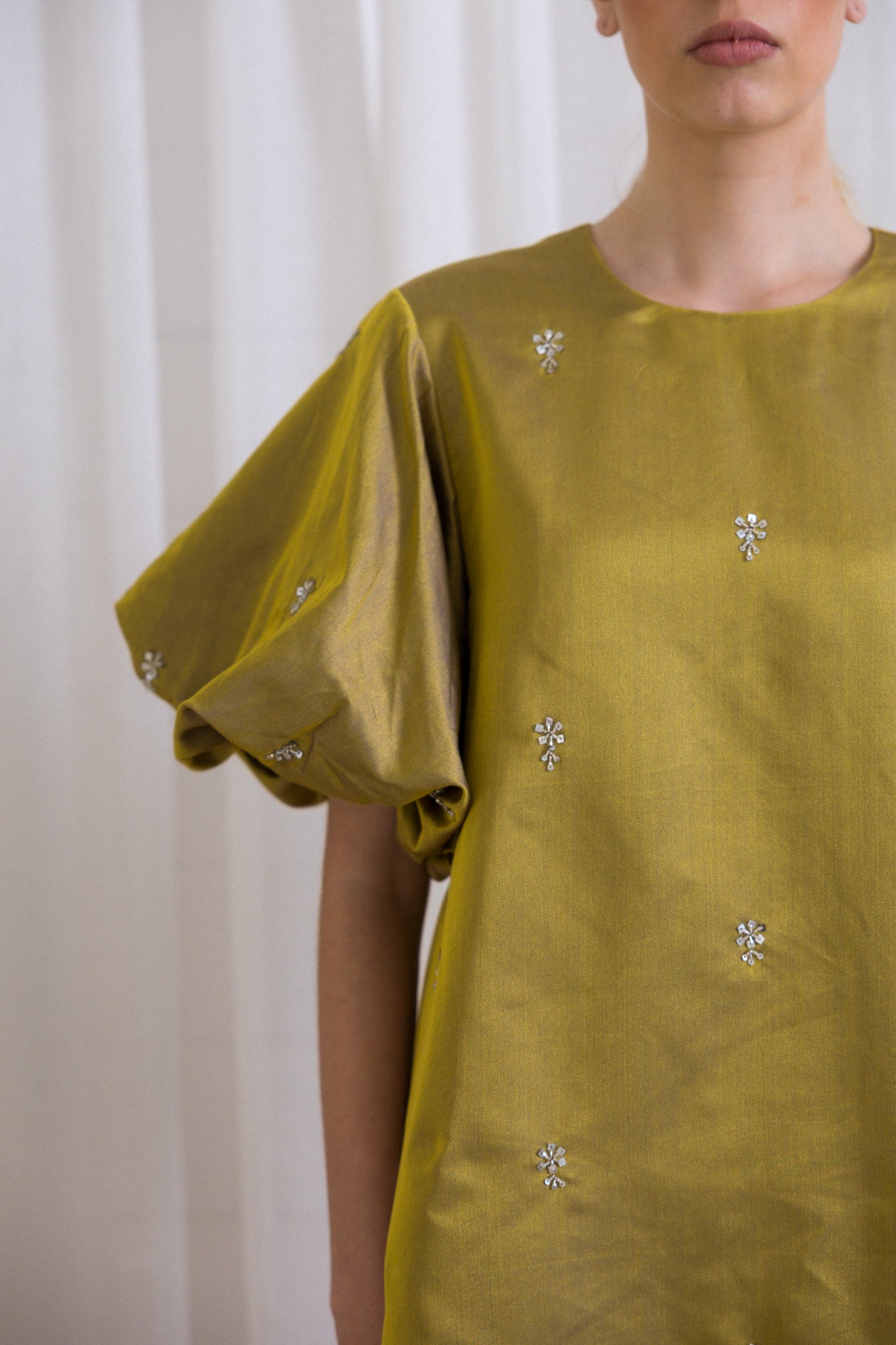 Vestido Balão Bordado Amarelo