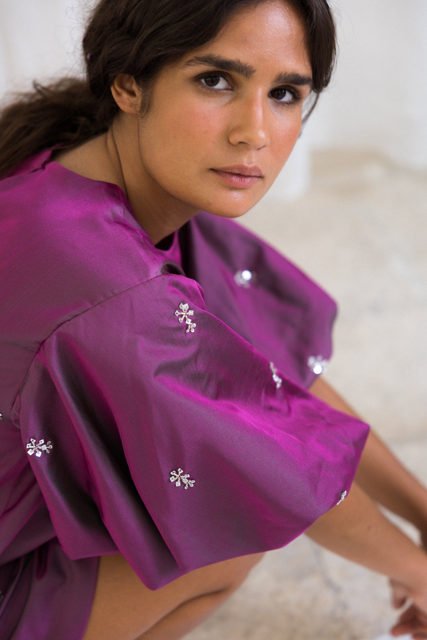 Vestido Balão Bordado Fuchsia com Azul
