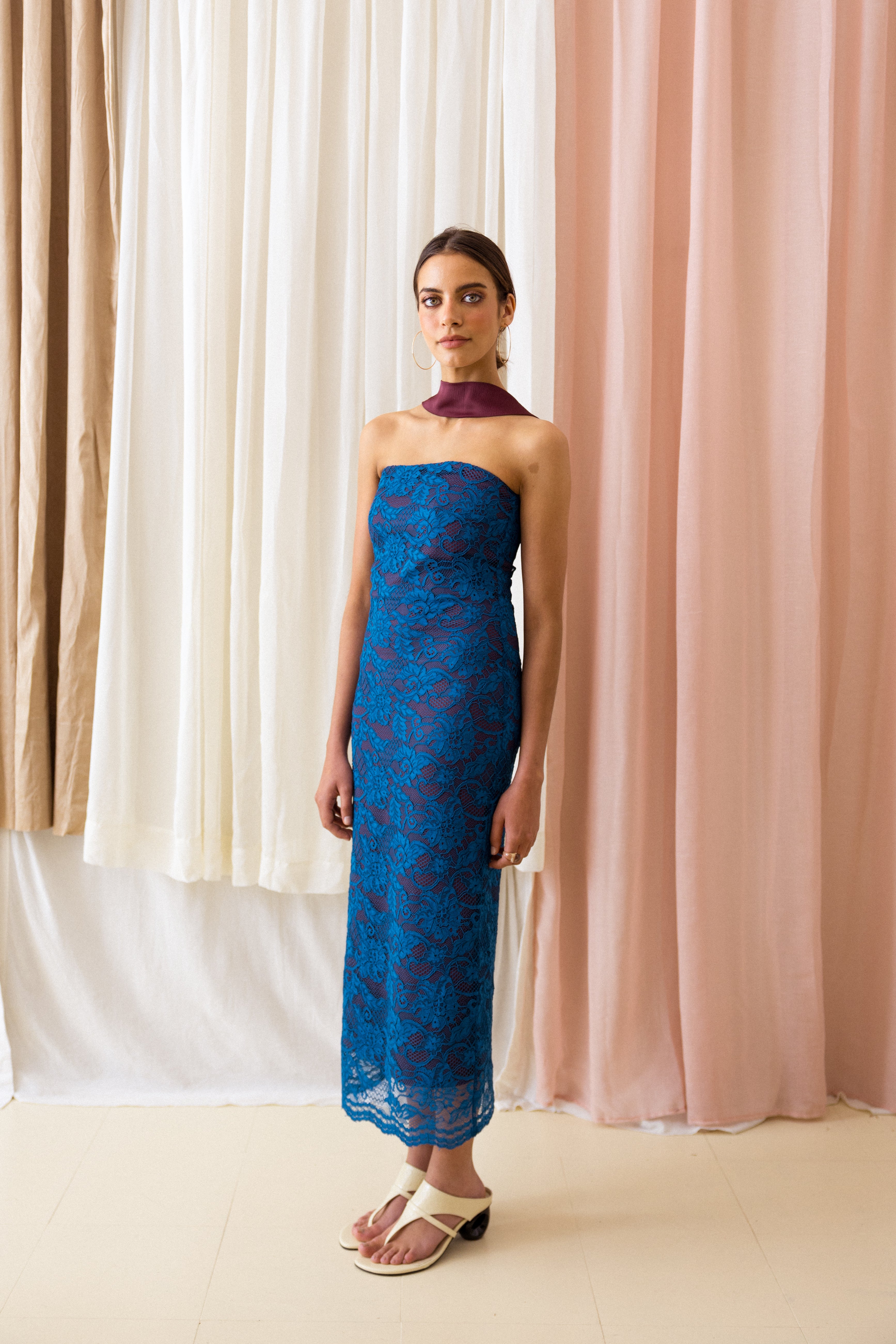 Vestido Caicai Renda Azul com Faixa