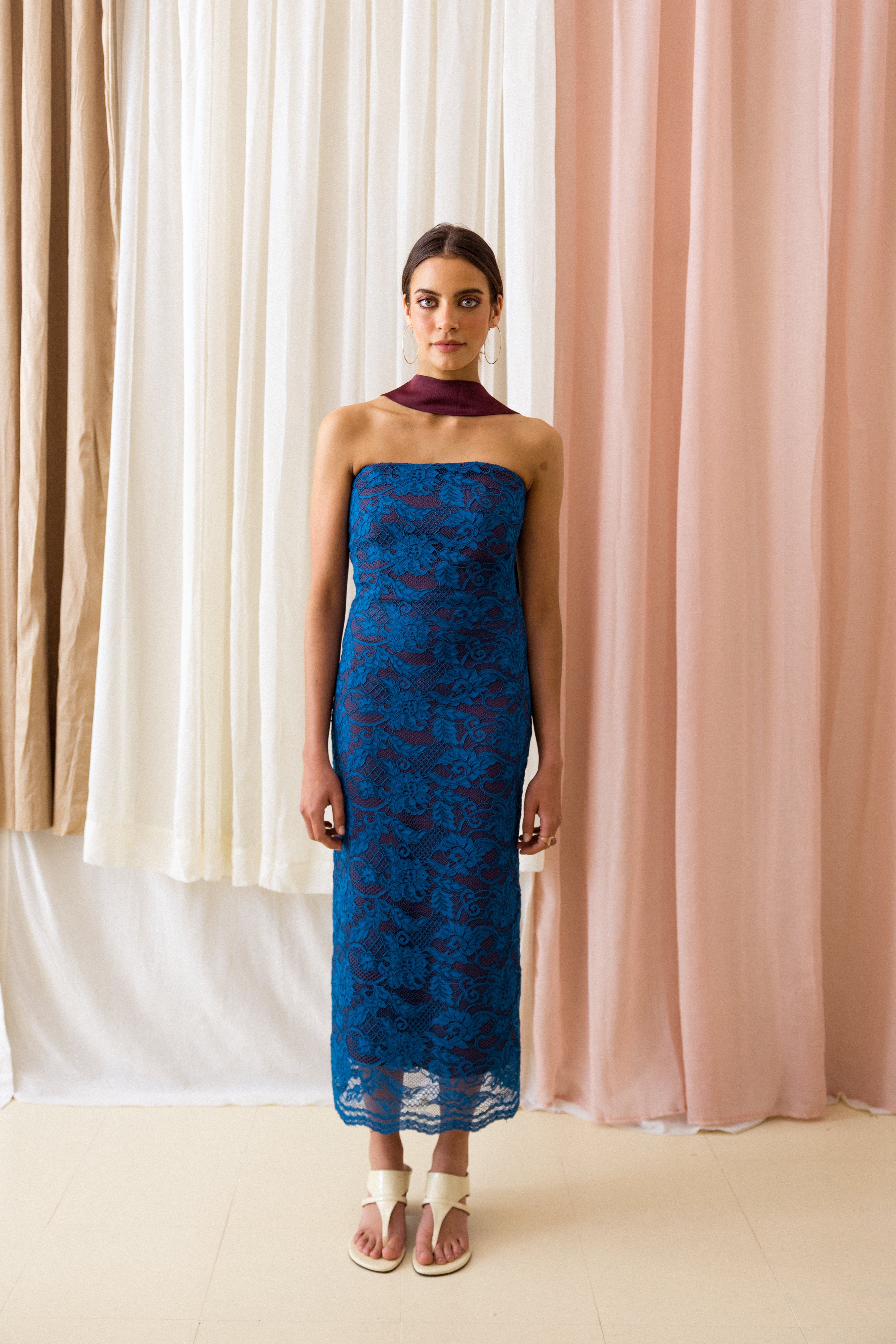 Vestido Caicai Renda Azul com Faixa