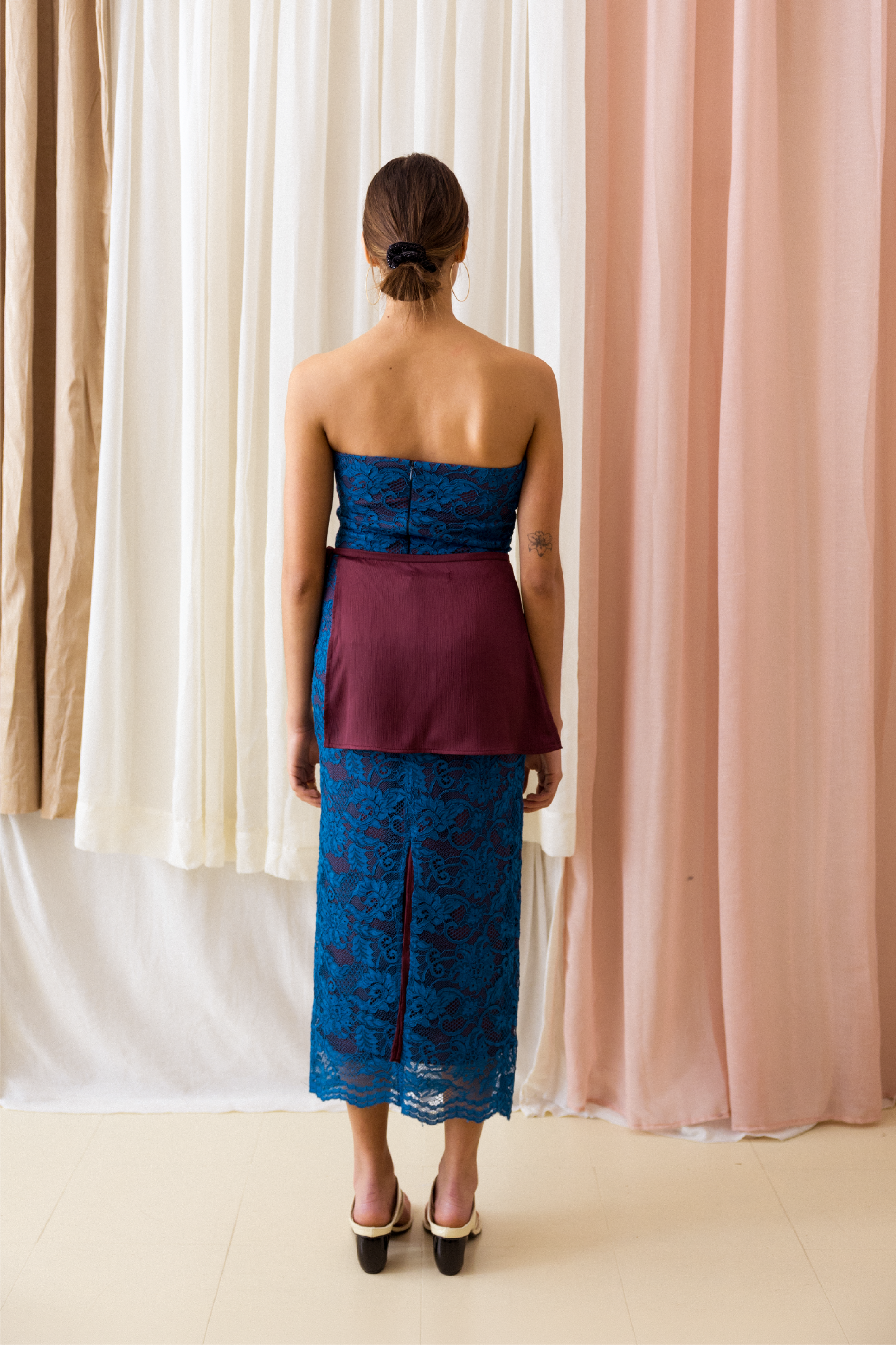 Vestido Caicai Renda Azul com Sobressaia