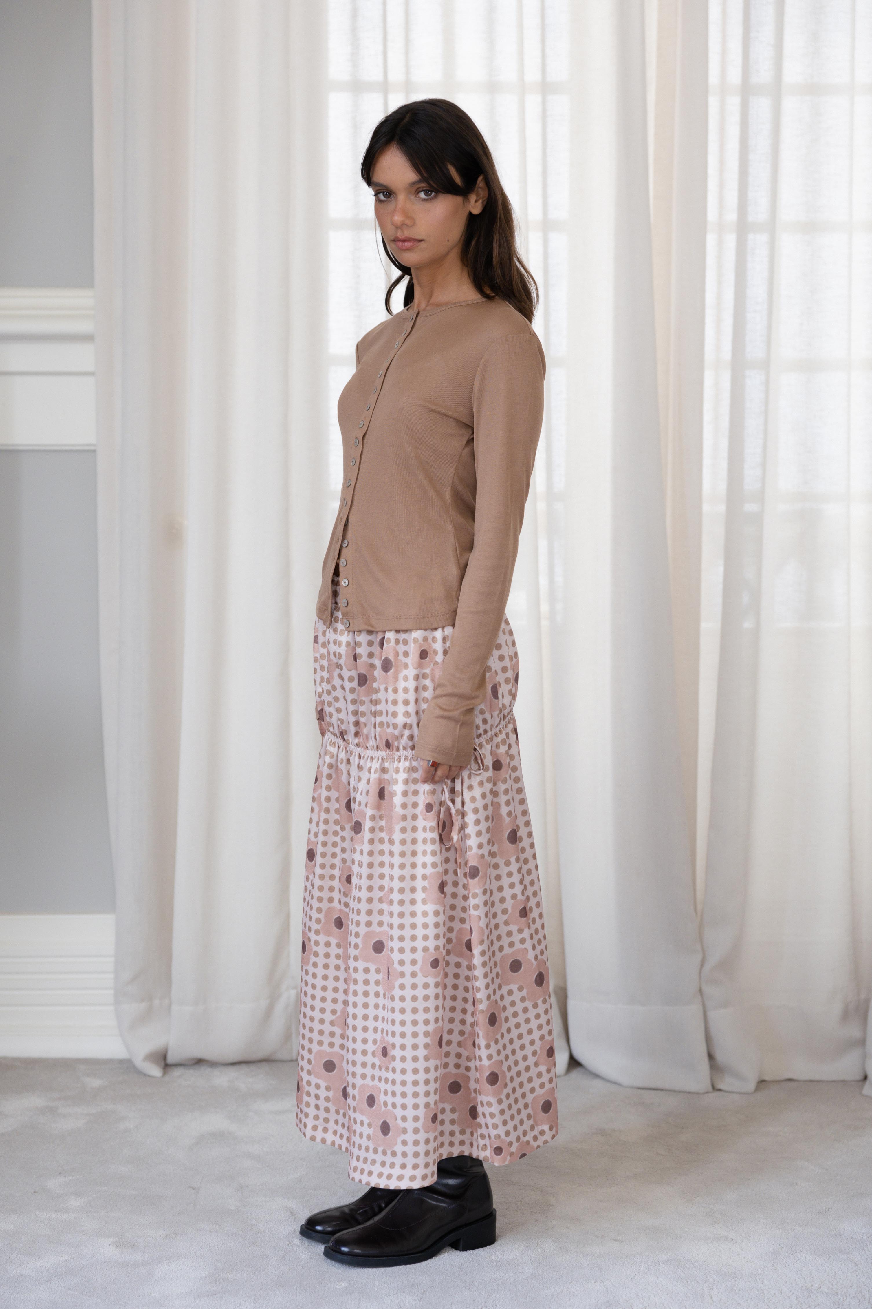 Saia Evasé Franzida Polka Dots e Flores