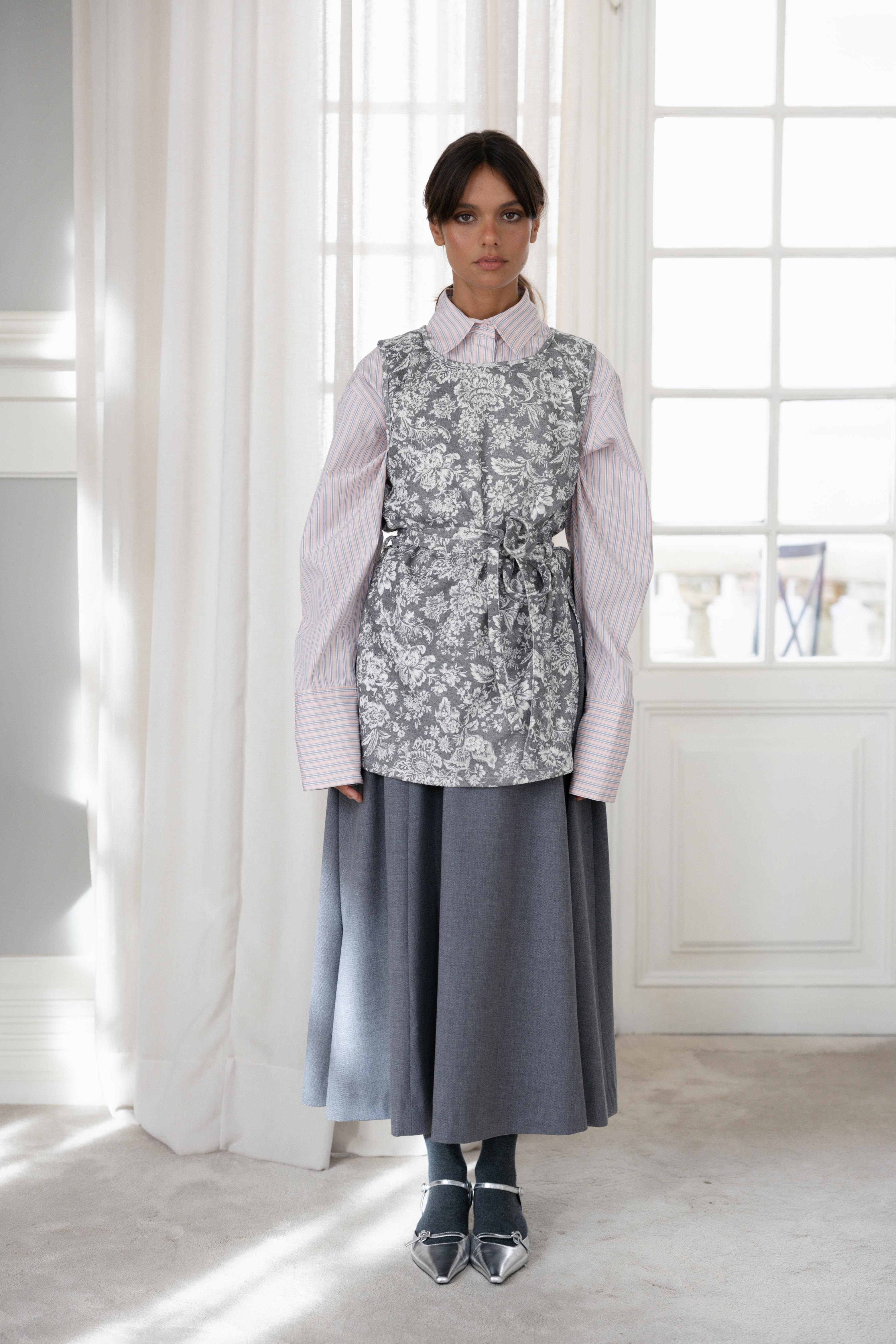 Colete com Cinto Floral