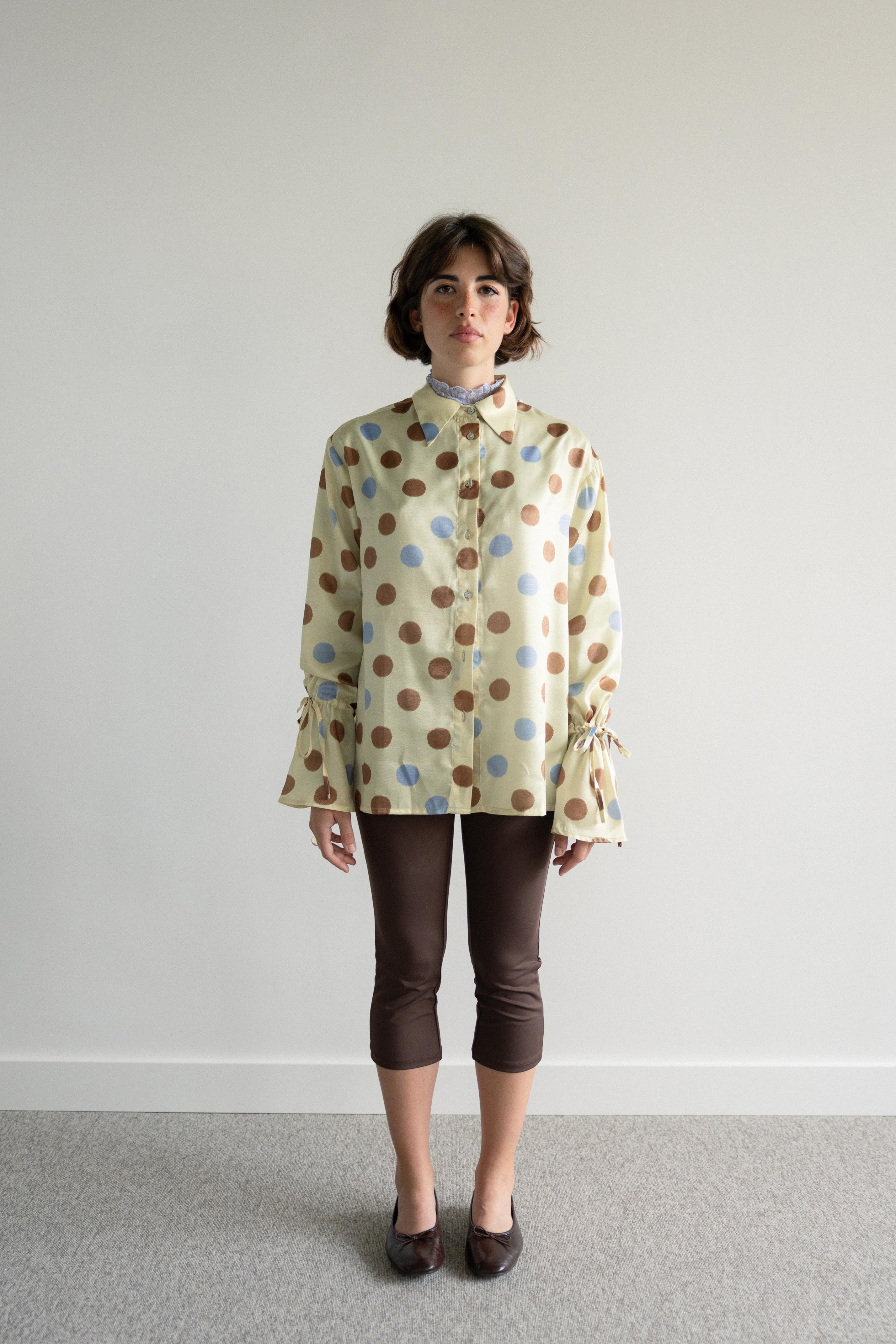 Shirt with Tie-Up Sleeves Polka Dots