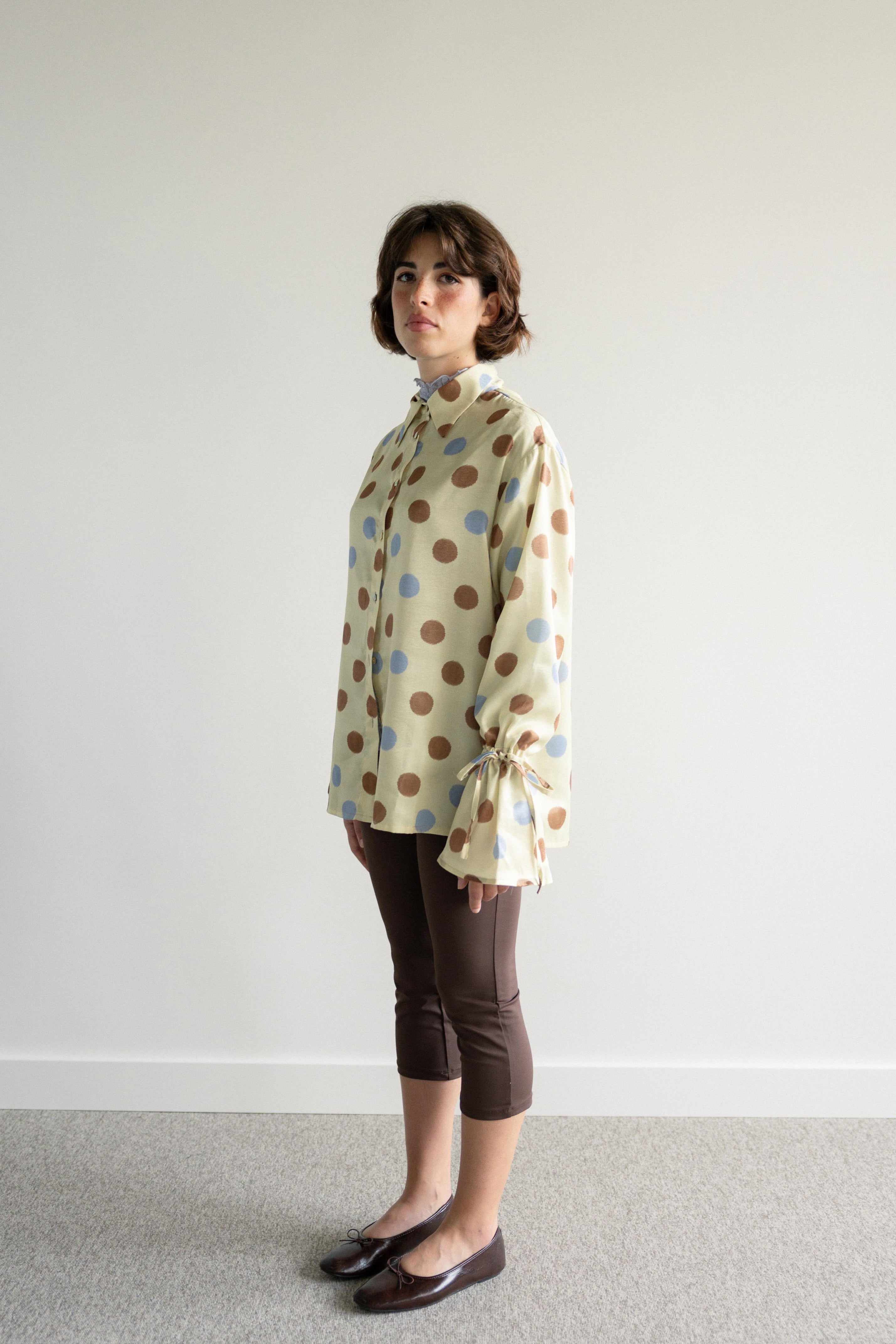 Shirt with Tie-Up Sleeves Polka Dots