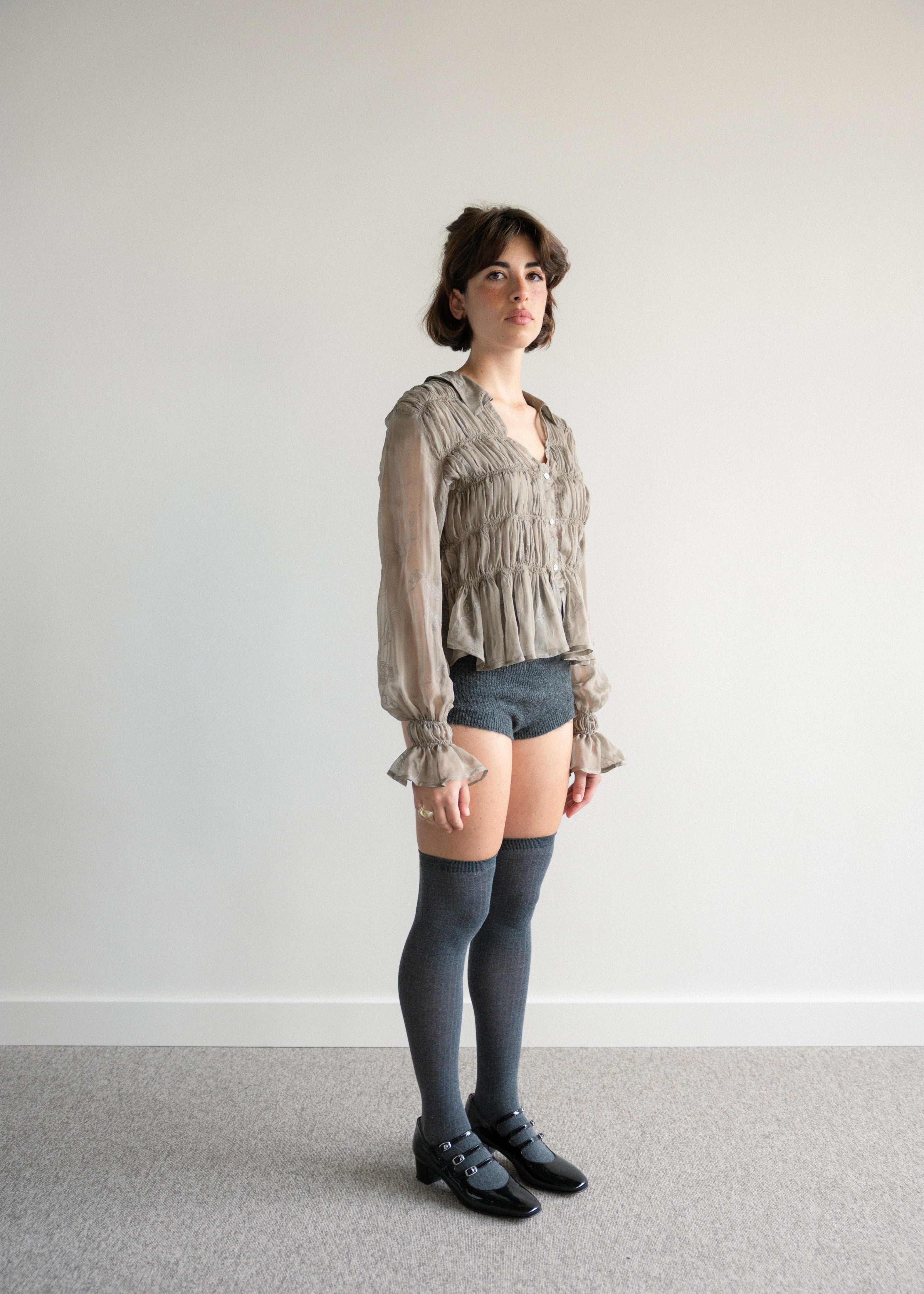 Camisa Franzida com Botões Cinza Transparente