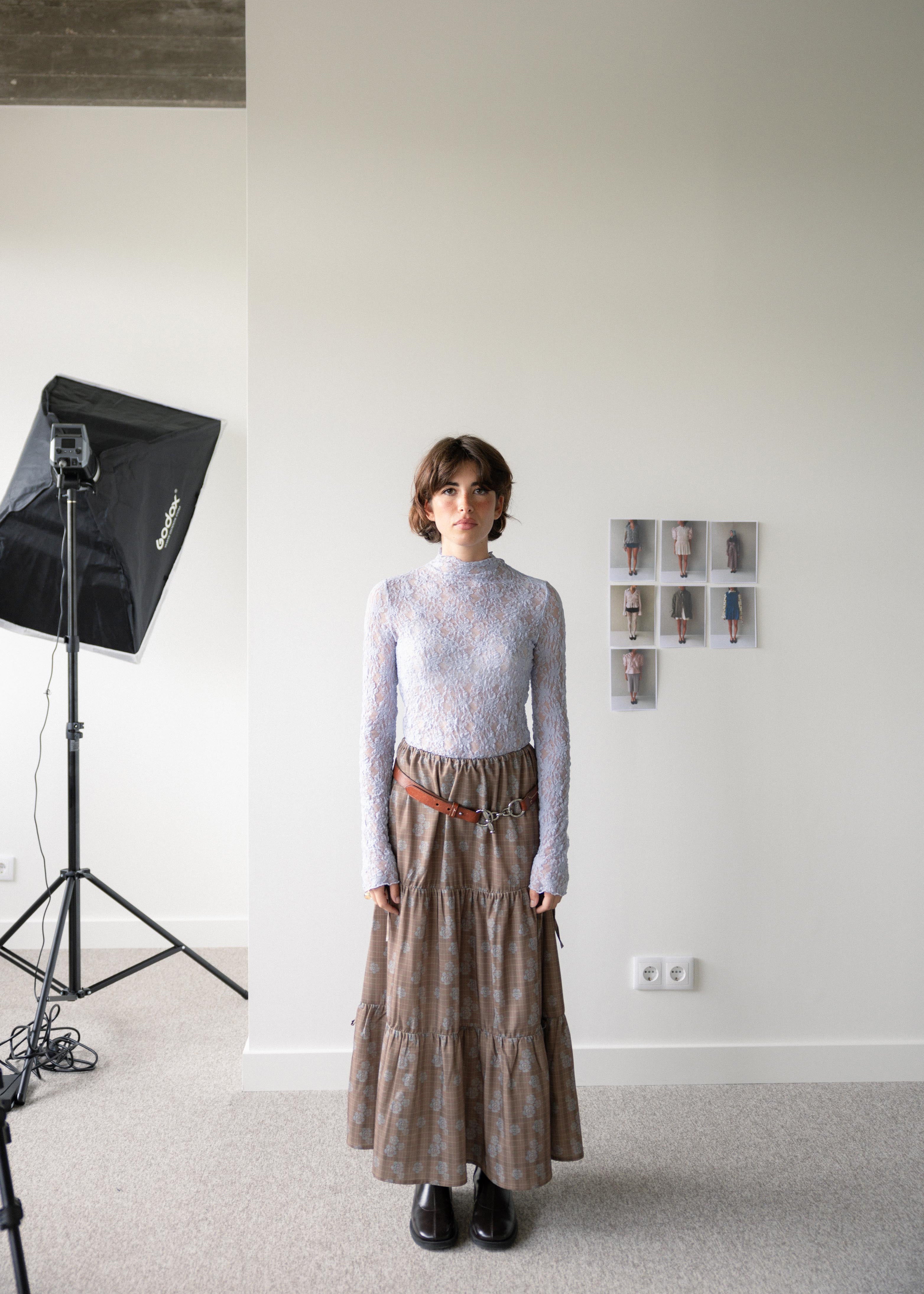 Saia Midi Painéis Xadrez e Flores