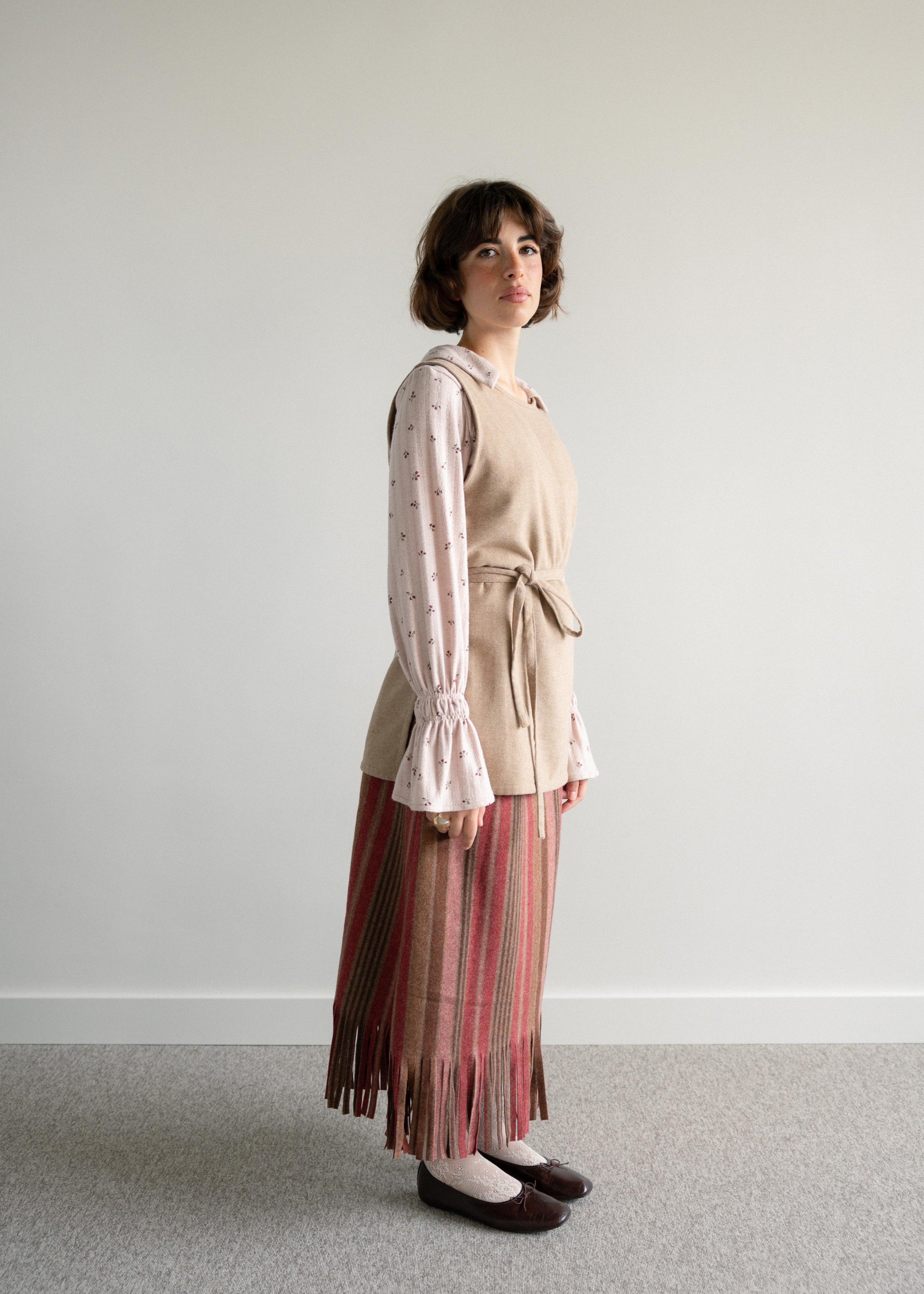 Colete com Cinto Fazenda Bege