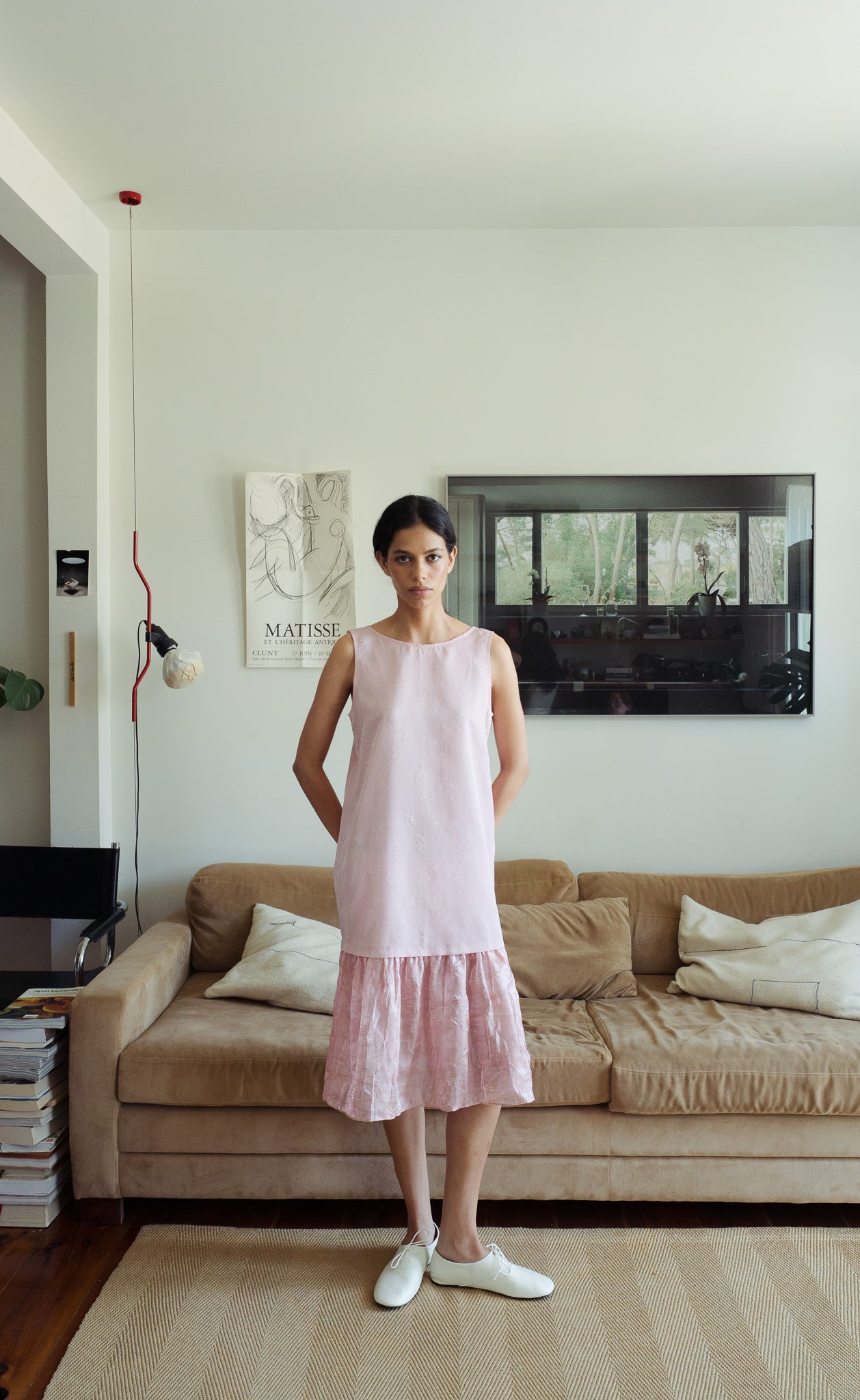 Vestido com Folho Rosa