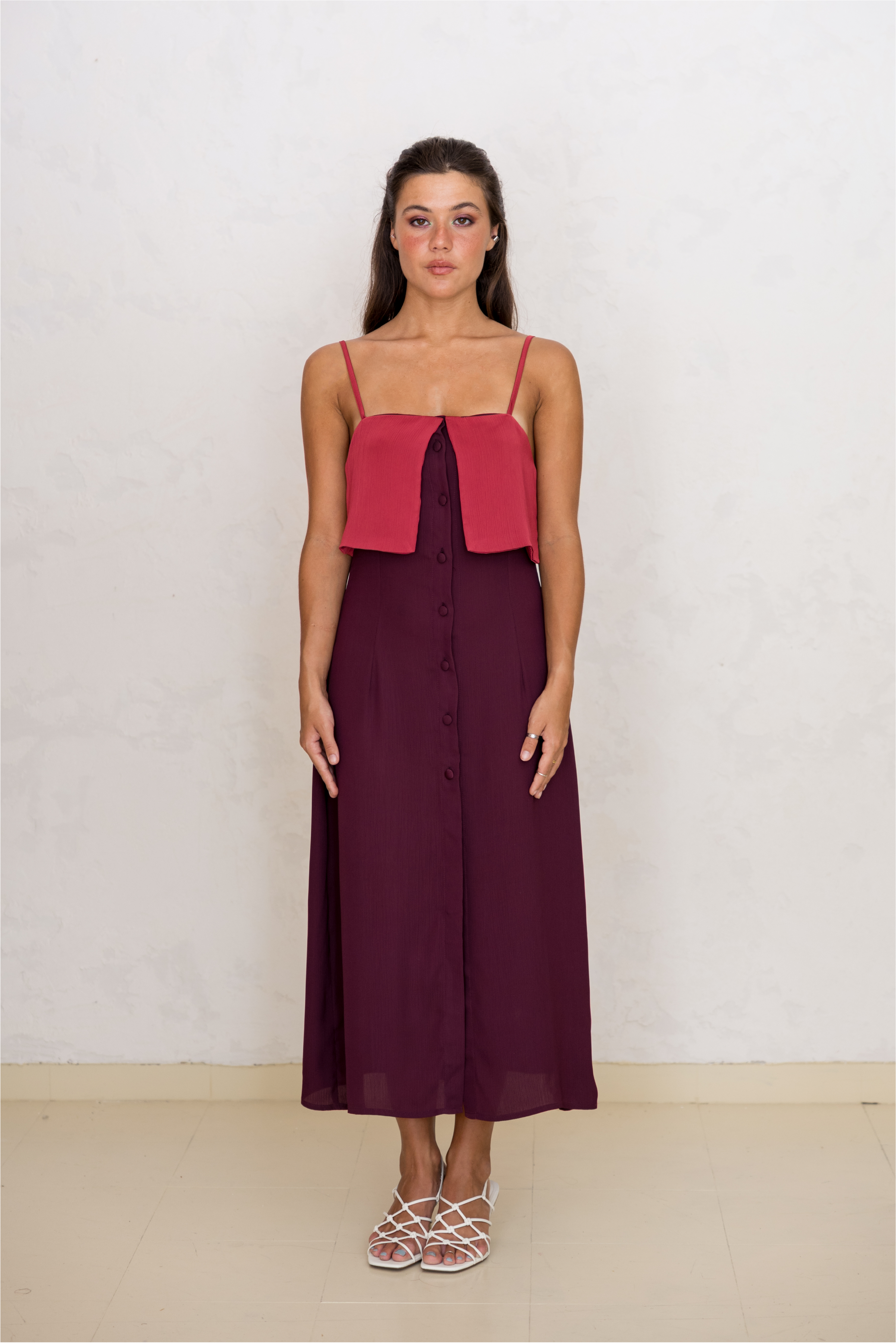 Vestido com Abas Beterraba