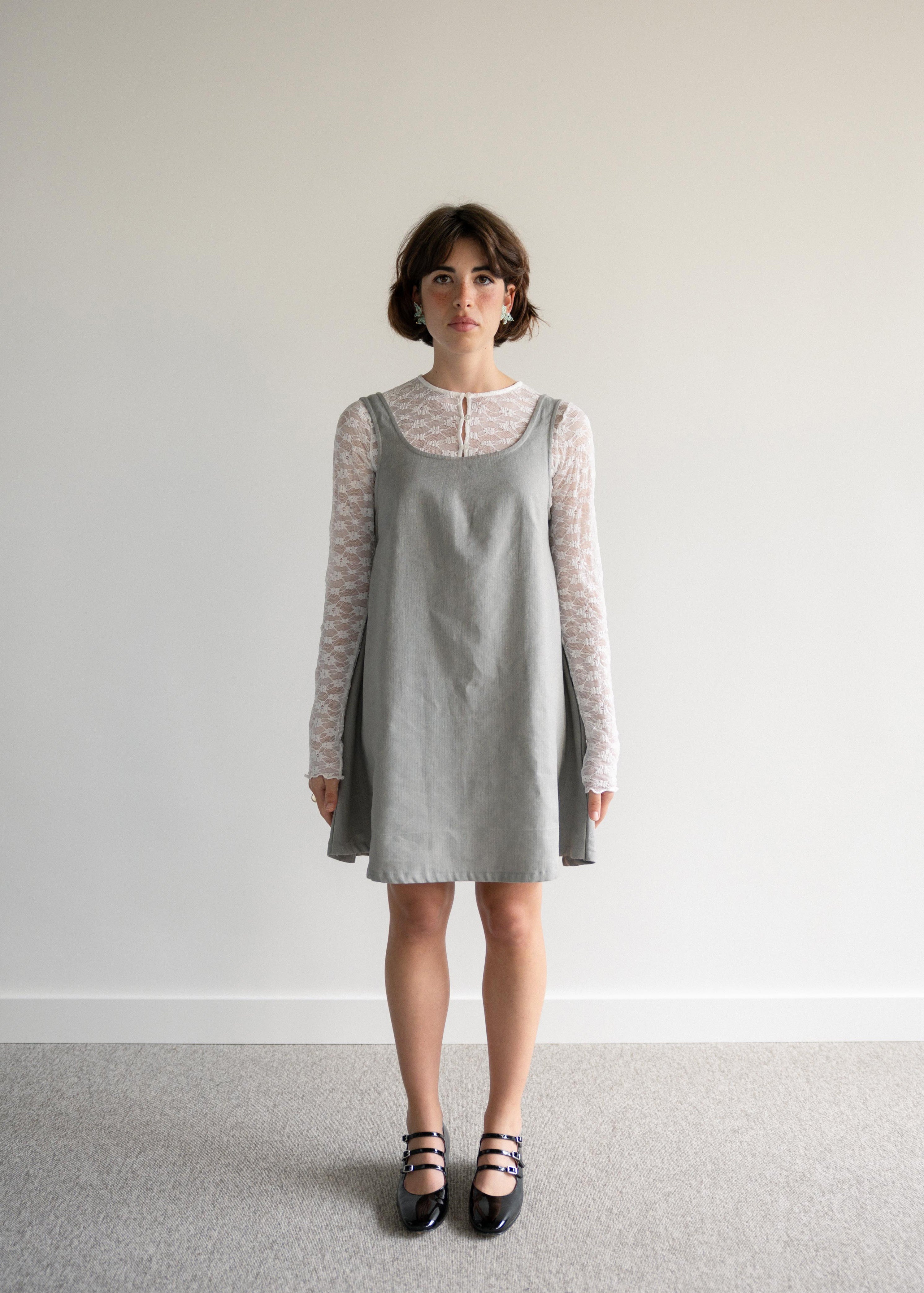 Vestido Curto Evasé Fazenda Cinza